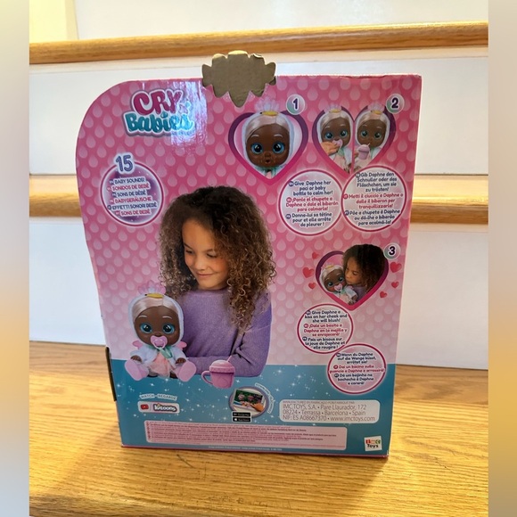 NWT CRY BABIES KISS ME DAPHINE - Picture 3 of 3